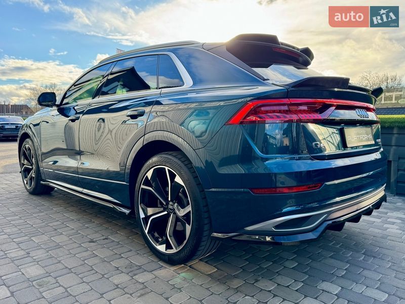 Внедорожник / Кроссовер Audi Q8 2018 в Киеве
