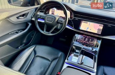 Внедорожник / Кроссовер Audi Q8 2018 в Киеве