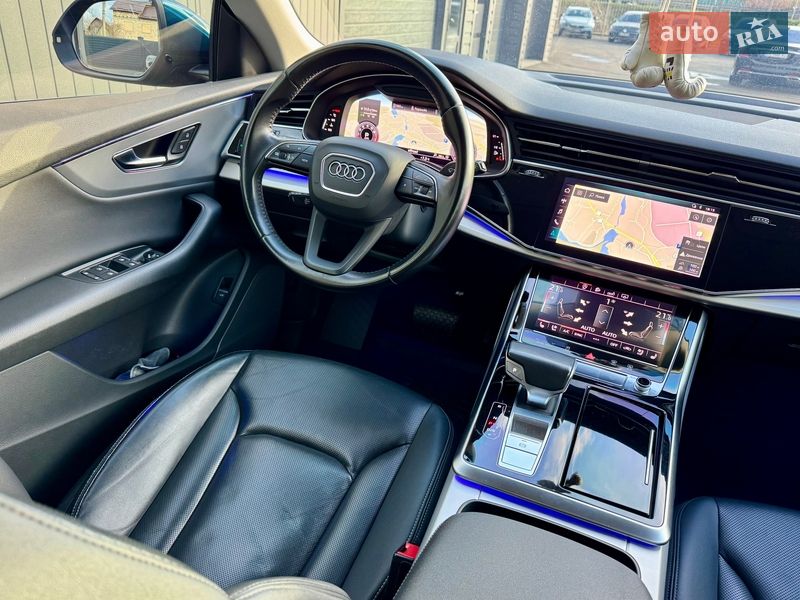 Внедорожник / Кроссовер Audi Q8 2018 в Киеве
