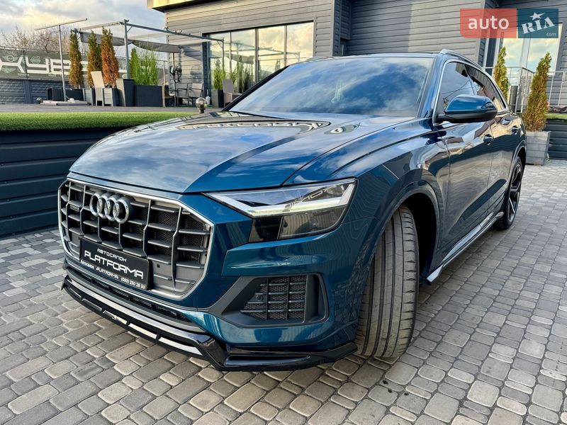 Внедорожник / Кроссовер Audi Q8 2018 в Киеве