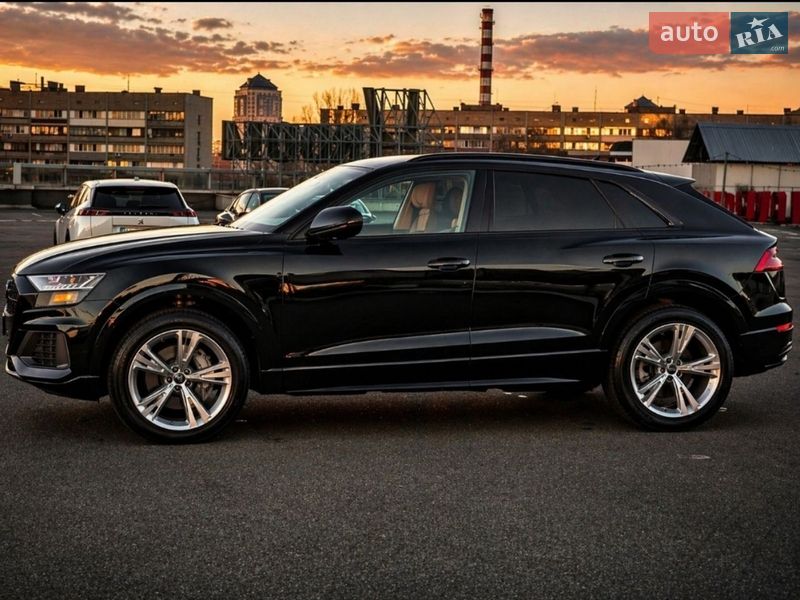 Внедорожник / Кроссовер Audi Q8 2022 в Киеве фото 5 Внедорожник / Кроссовер Audi Q8 2022 в Киеве