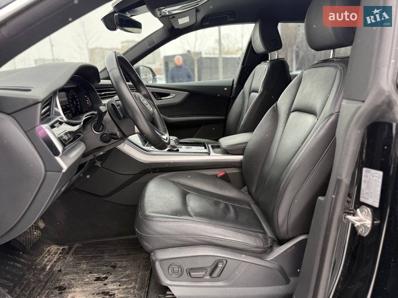 Позашляховик / Кросовер Audi Q8 2021 в Києві фото 11 Позашляховик / Кросовер Audi Q8 2021 в Києві