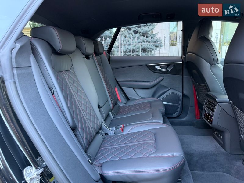 Позашляховик / Кросовер Audi Q8 2025 в Києві фото 30 Позашляховик / Кросовер Audi Q8 2025 в Києві