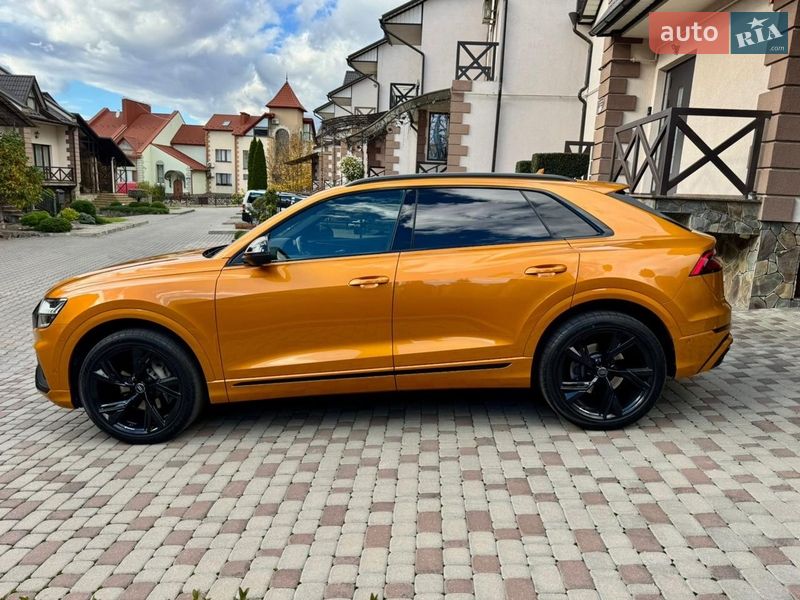 Внедорожник / Кроссовер Audi Q8 2020 в Черновцах