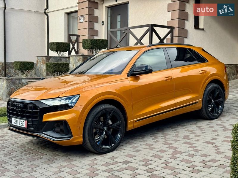 Внедорожник / Кроссовер Audi Q8 2020 в Черновцах