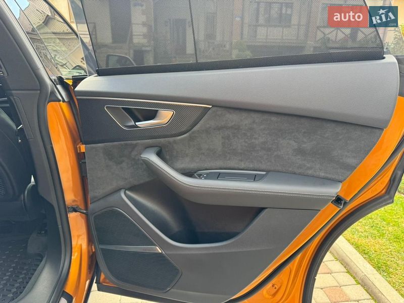 Внедорожник / Кроссовер Audi Q8 2020 в Черновцах