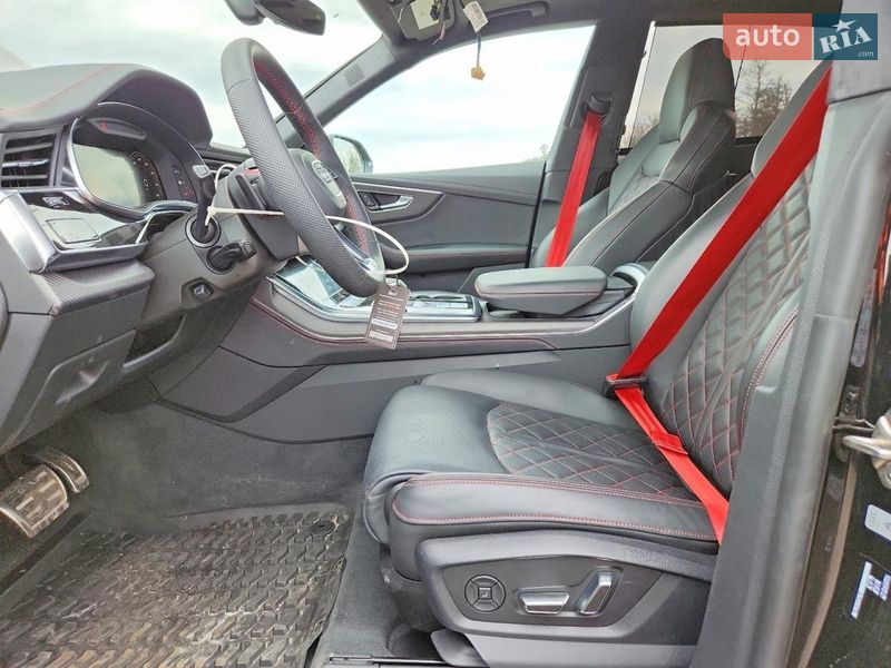 Внедорожник / Кроссовер Audi Q8 2025 в Киеве