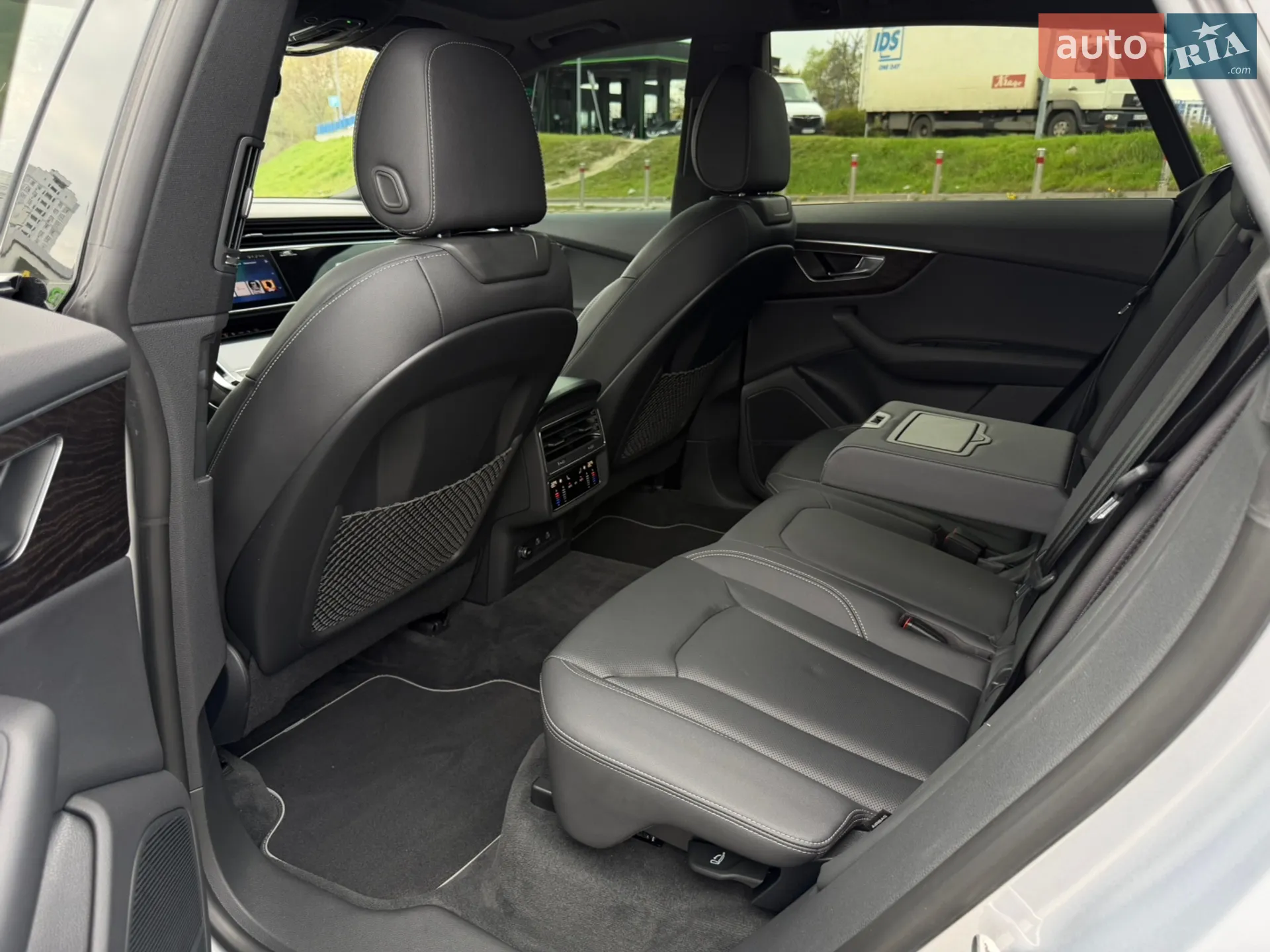 2021 Audi Q8 - мініатюра 24