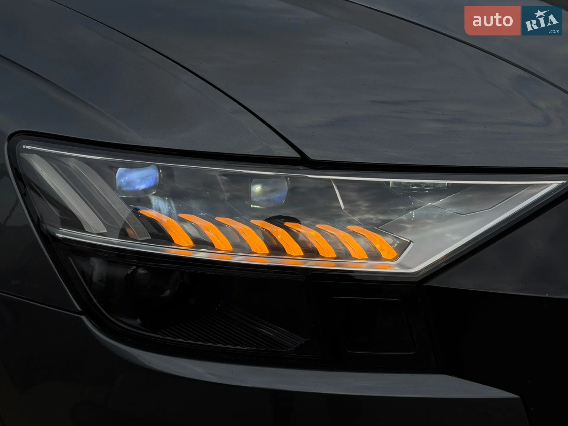 2018 Audi Q8 - мініатюра 13