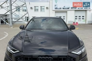 Внедорожник / Кроссовер Audi Q8 2018 в Черновцах