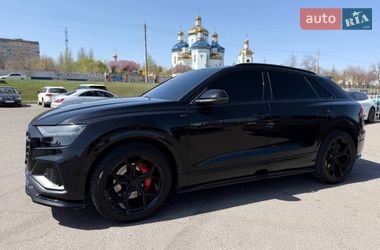 Внедорожник / Кроссовер Audi Q8 2018 в Кривом Роге