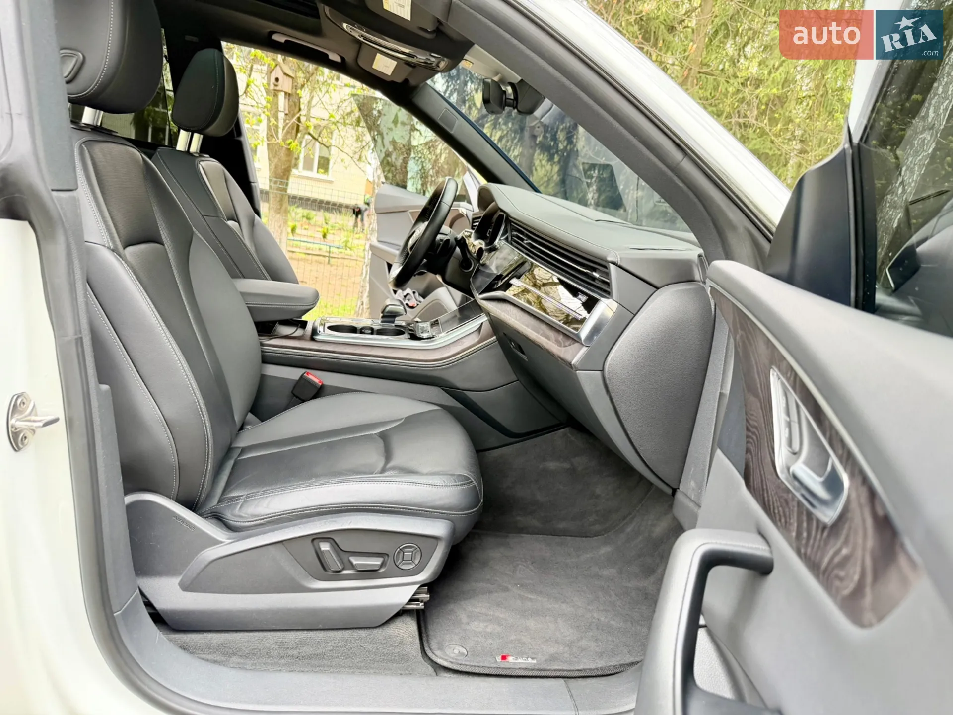 2019 Audi Q8 - мініатюра 18