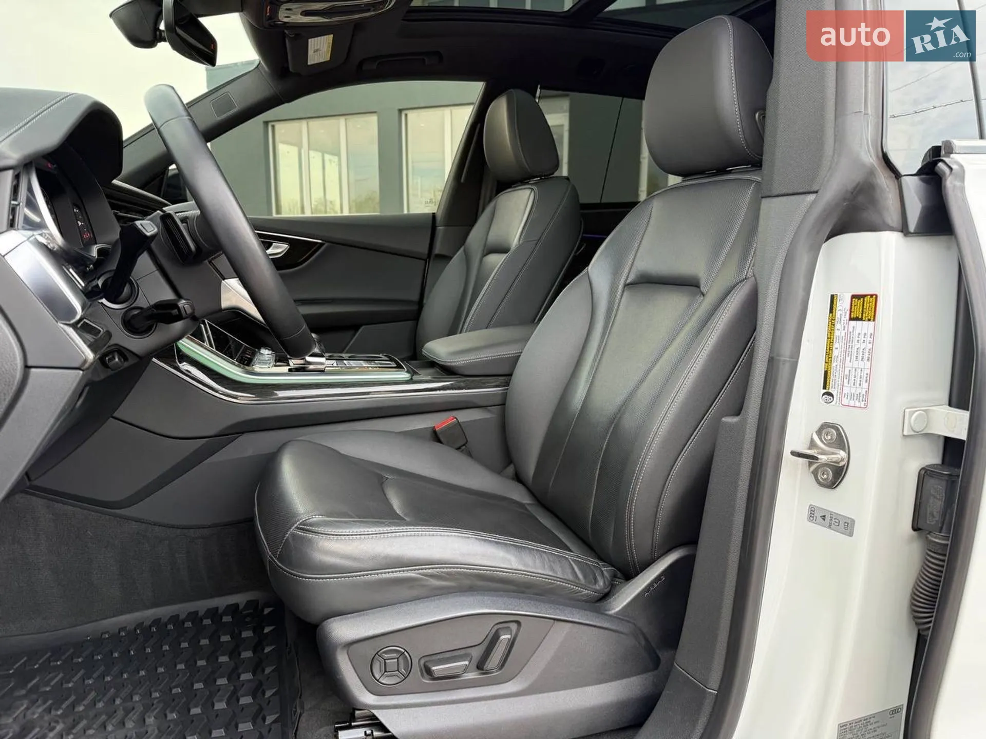 2018 Audi Q8 - мініатюра 25