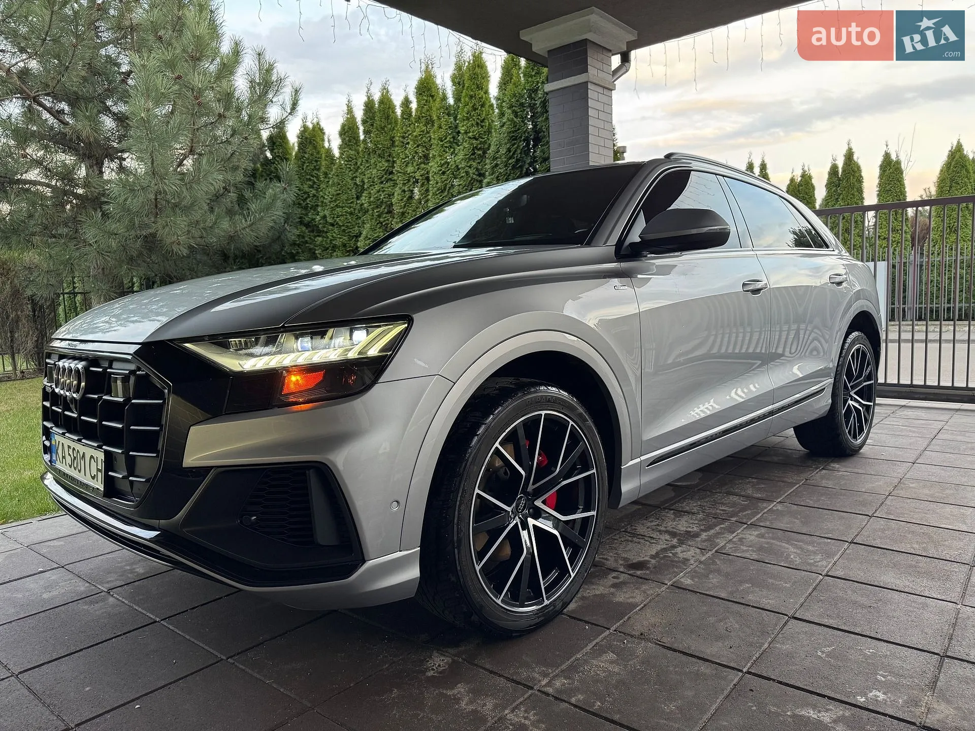 2019 Audi Q8 - фото 1