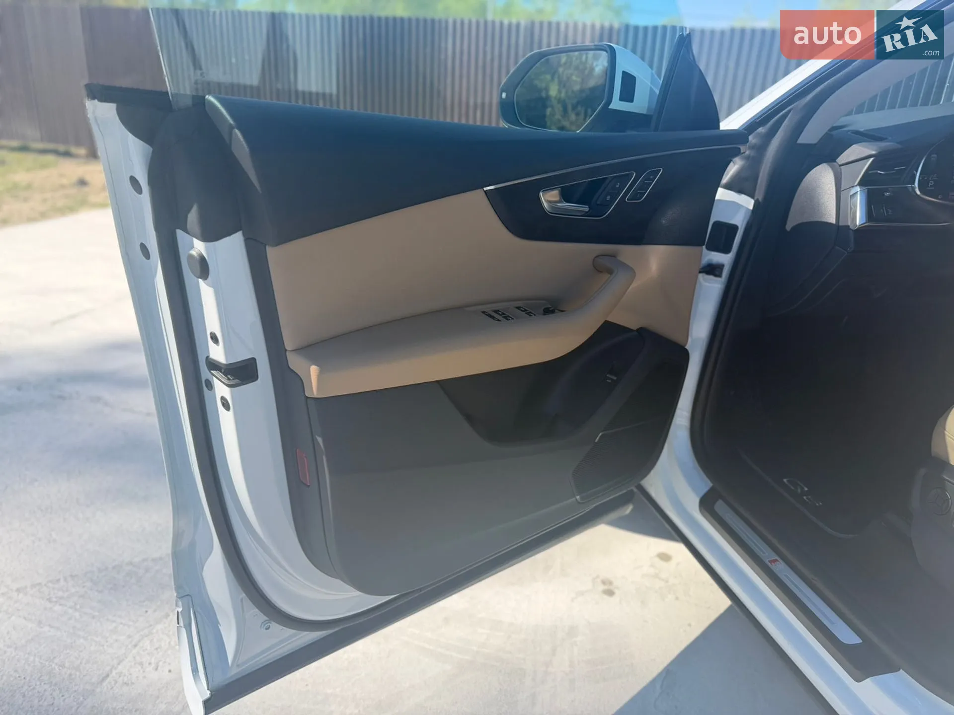 2020 Audi Q8 - мініатюра 15
