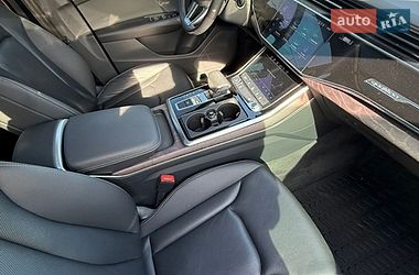 Внедорожник / Кроссовер Audi Q8 2018 в Ужгороде