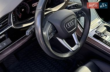 Внедорожник / Кроссовер Audi Q8 2018 в Ужгороде
