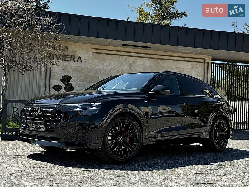 Внедорожник / Кроссовер Audi Q8 2025 в Львове