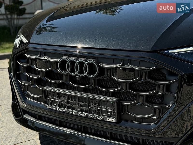 Внедорожник / Кроссовер Audi Q8 2025 в Львове