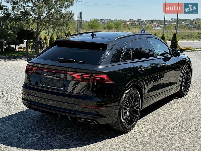 Внедорожник / Кроссовер Audi Q8 2025 в Львове