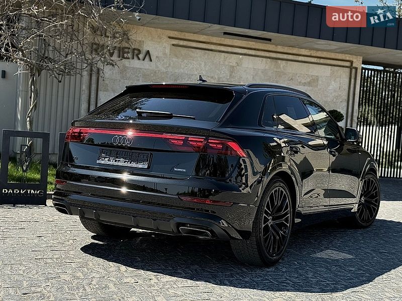Внедорожник / Кроссовер Audi Q8 2025 в Львове