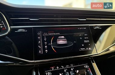 Внедорожник / Кроссовер Audi Q8 2025 в Львове