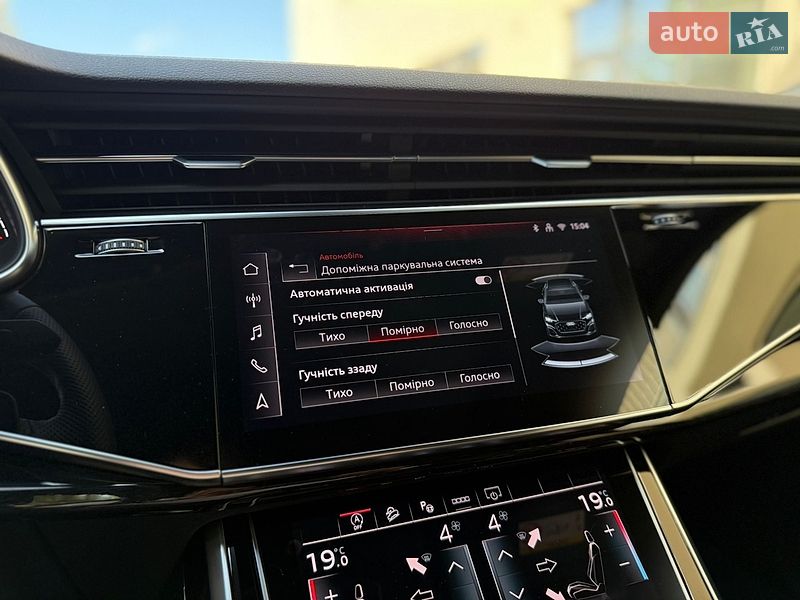 Внедорожник / Кроссовер Audi Q8 2025 в Львове