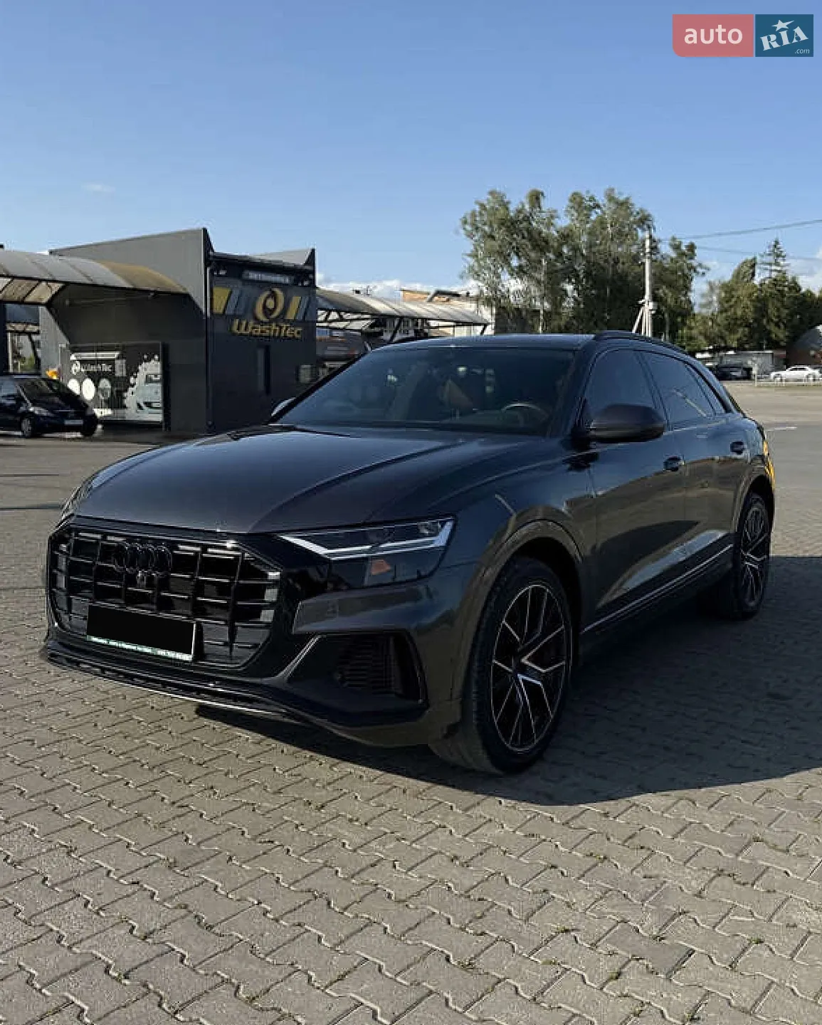 2020 Audi Q8 - мініатюра 2