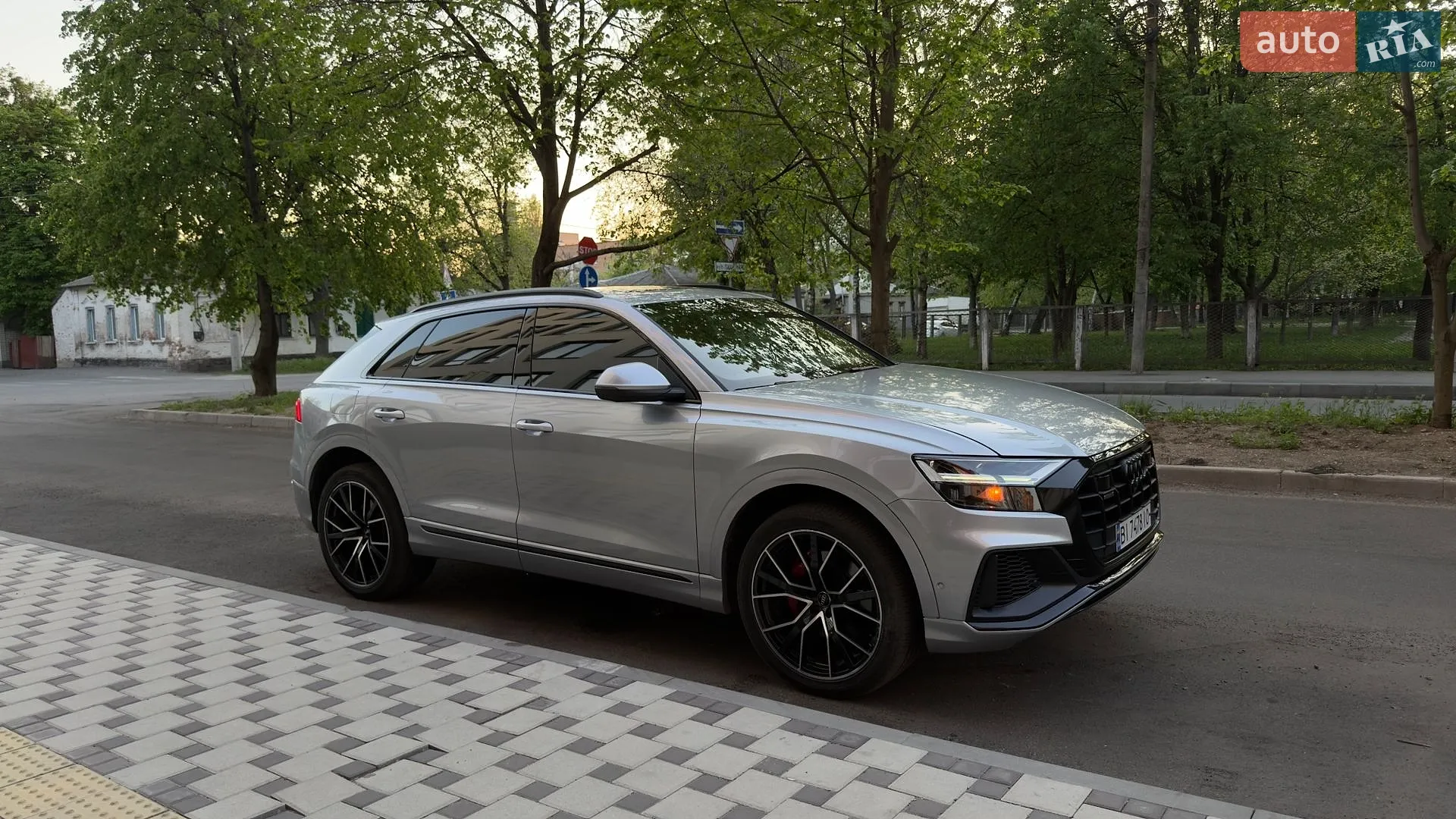 2020 Audi Q8 - мініатюра 4