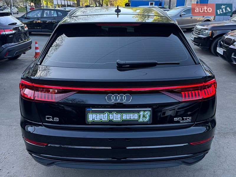 Внедорожник / Кроссовер Audi Q8 2020 в Одессе