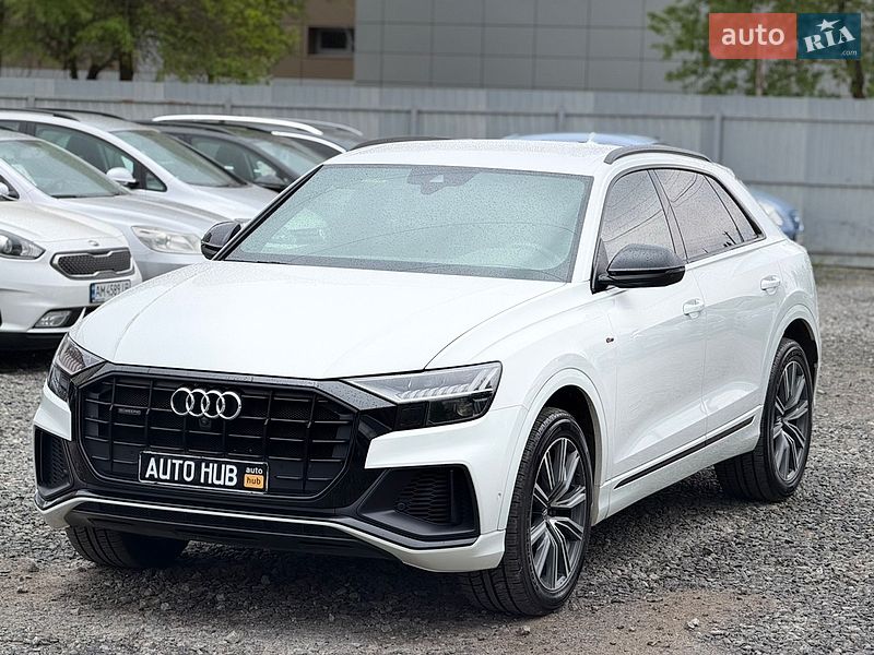 Внедорожник / Кроссовер Audi Q8 2019 в Бердичеве