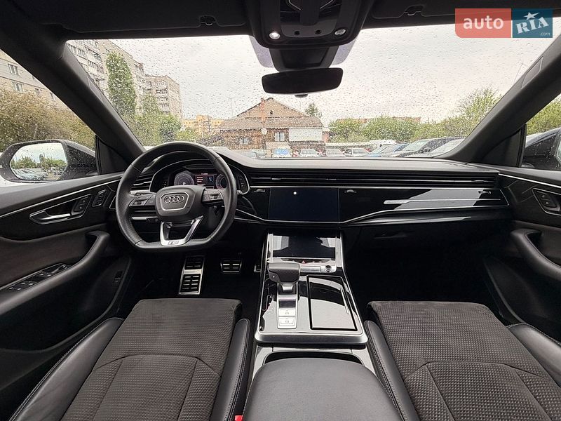 Внедорожник / Кроссовер Audi Q8 2019 в Бердичеве