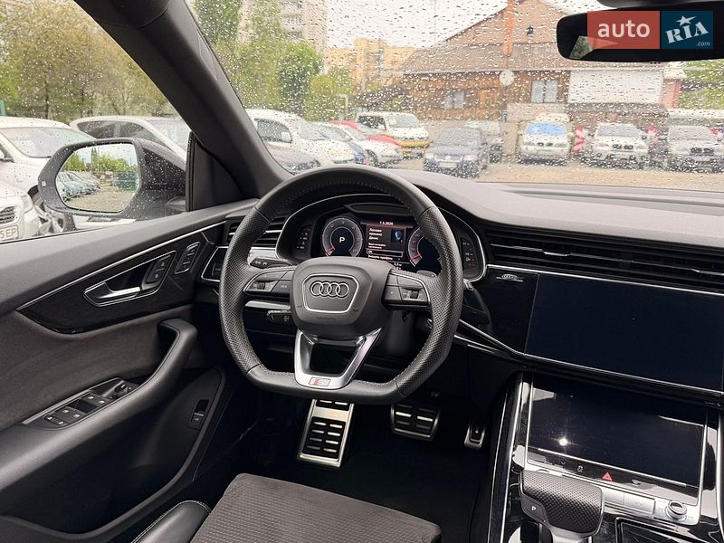 Внедорожник / Кроссовер Audi Q8 2019 в Бердичеве
