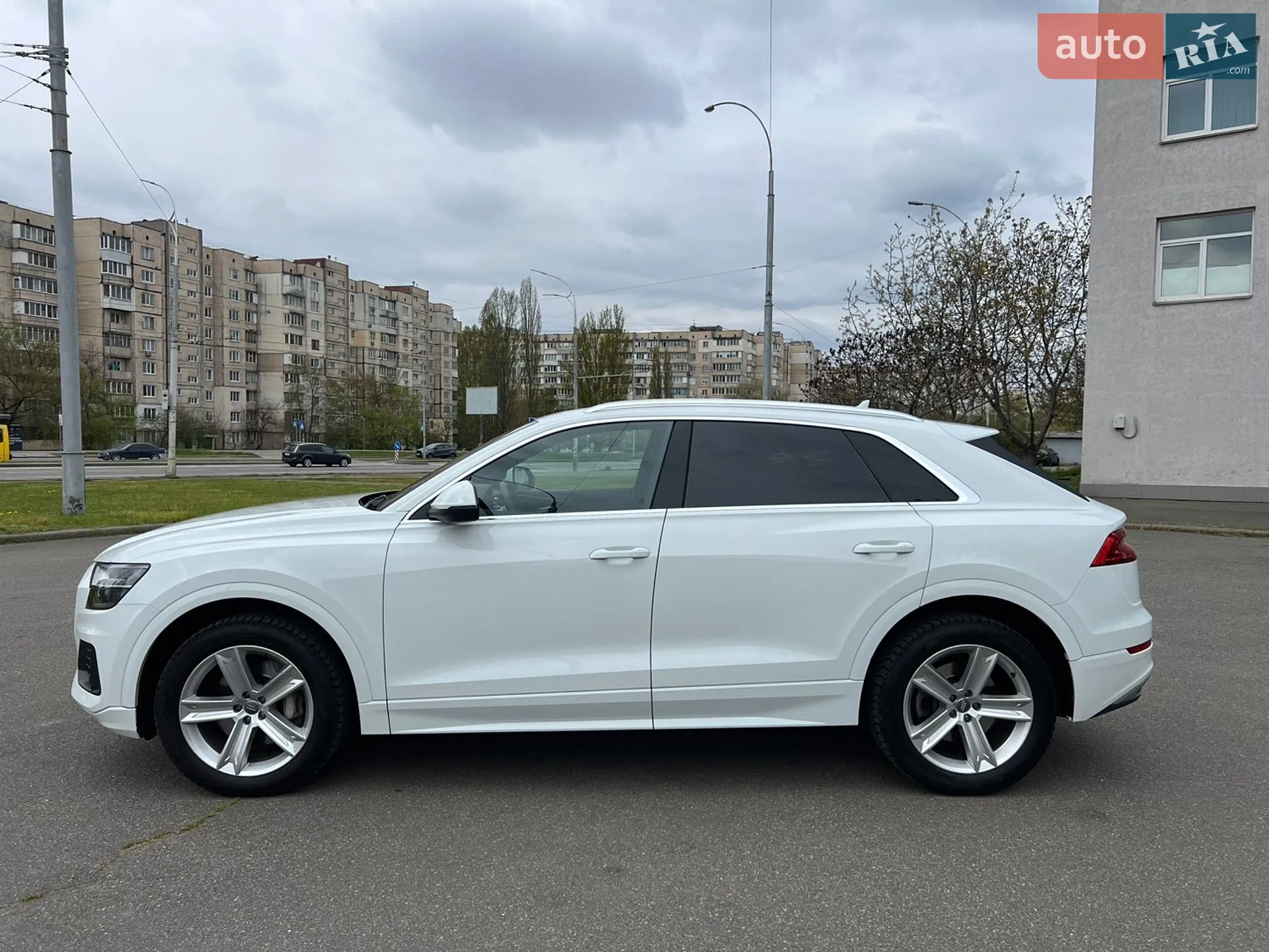 2019 Audi Q8 - мініатюра 5