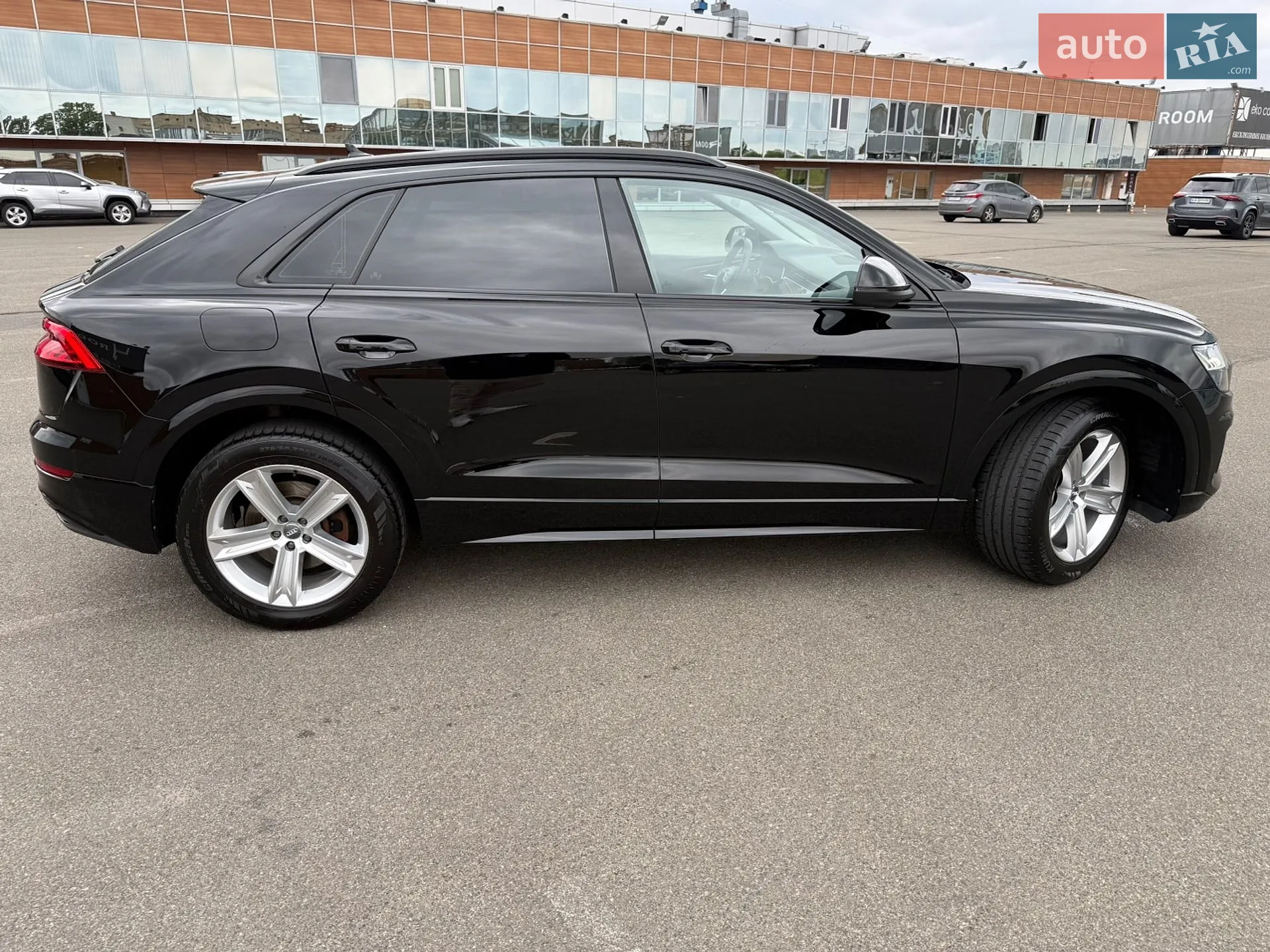 2020 Audi Q8 - мініатюра 5