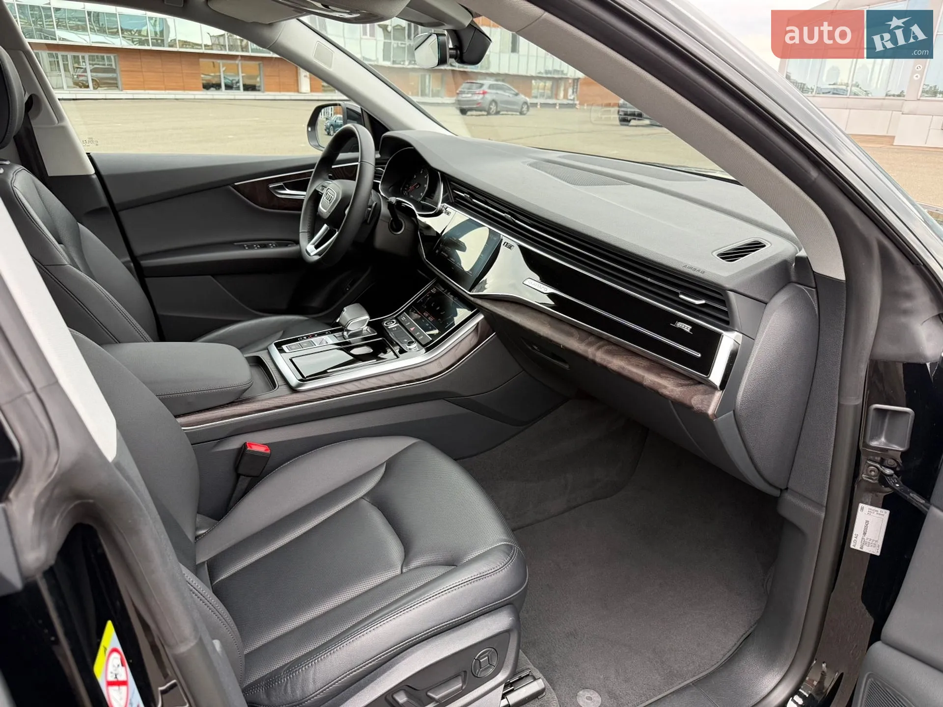 2020 Audi Q8 - мініатюра 18