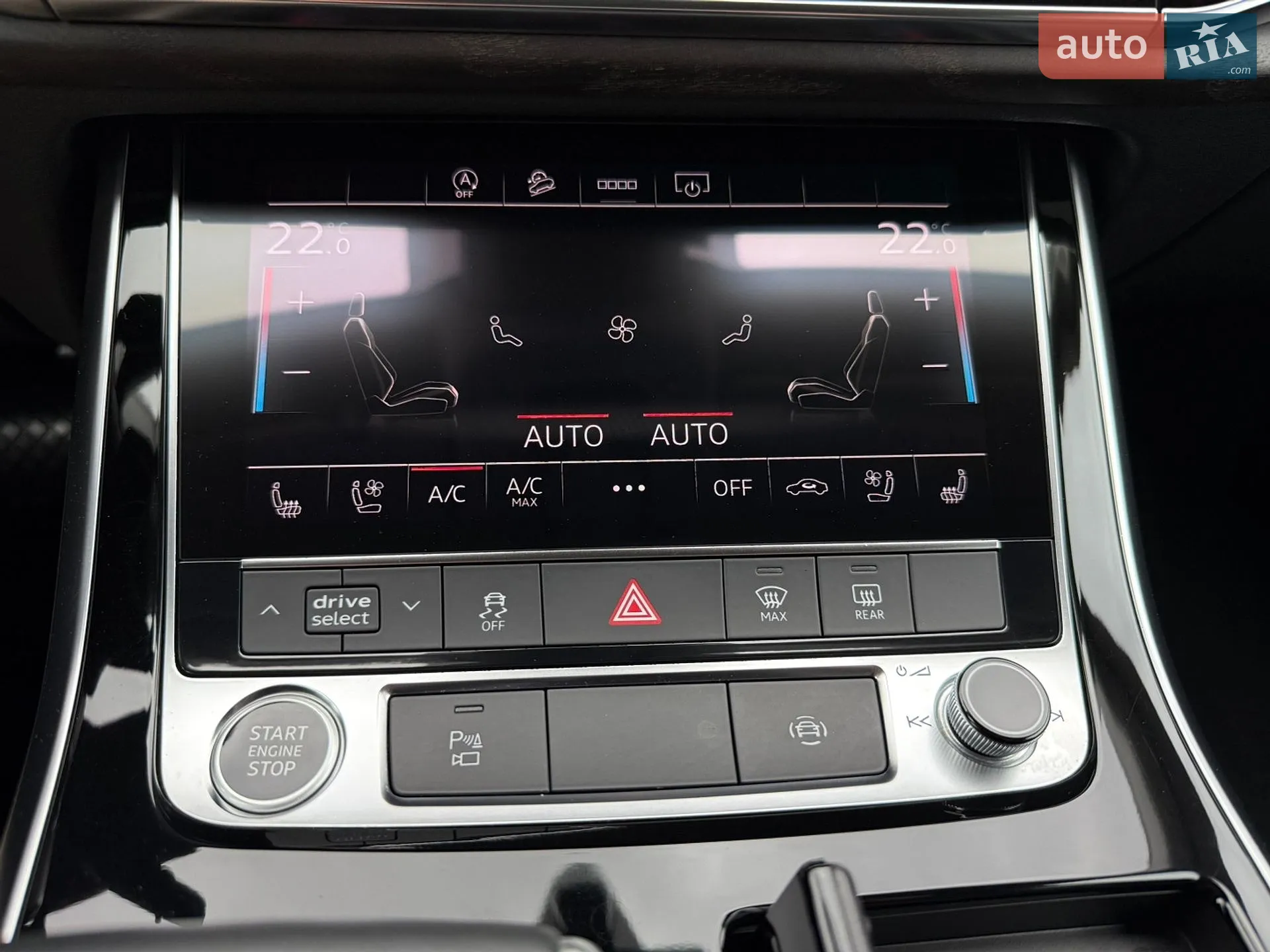 2020 Audi Q8 - мініатюра 28