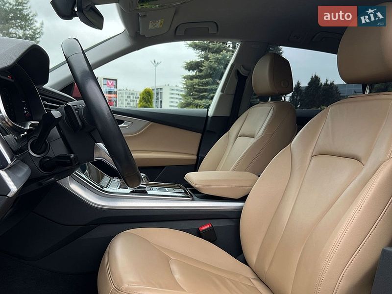 Внедорожник / Кроссовер Audi Q8 2019 в Львове