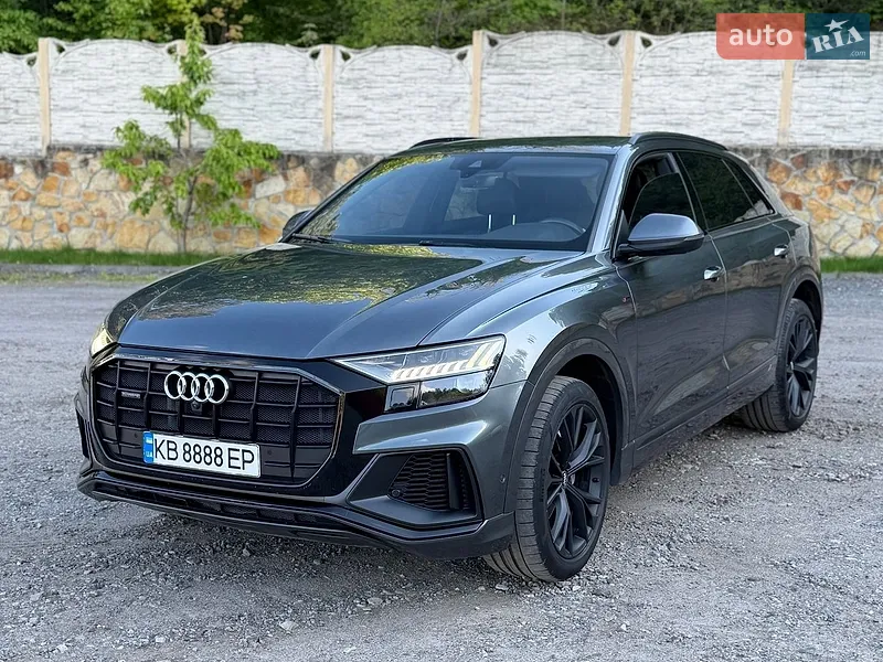 Audi Q8 2020