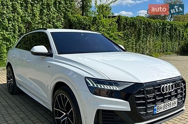 Внедорожник / Кроссовер Audi Q8 2019 в Одессе