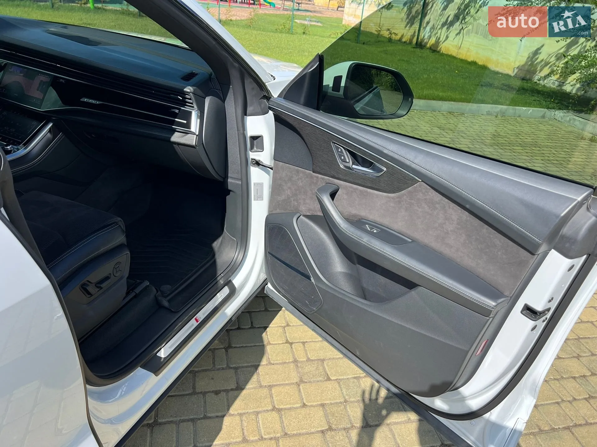 2019 Audi Q8 - мініатюра 26