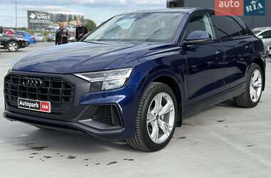 Позашляховик / Кросовер Audi Q8 2019 в Львові