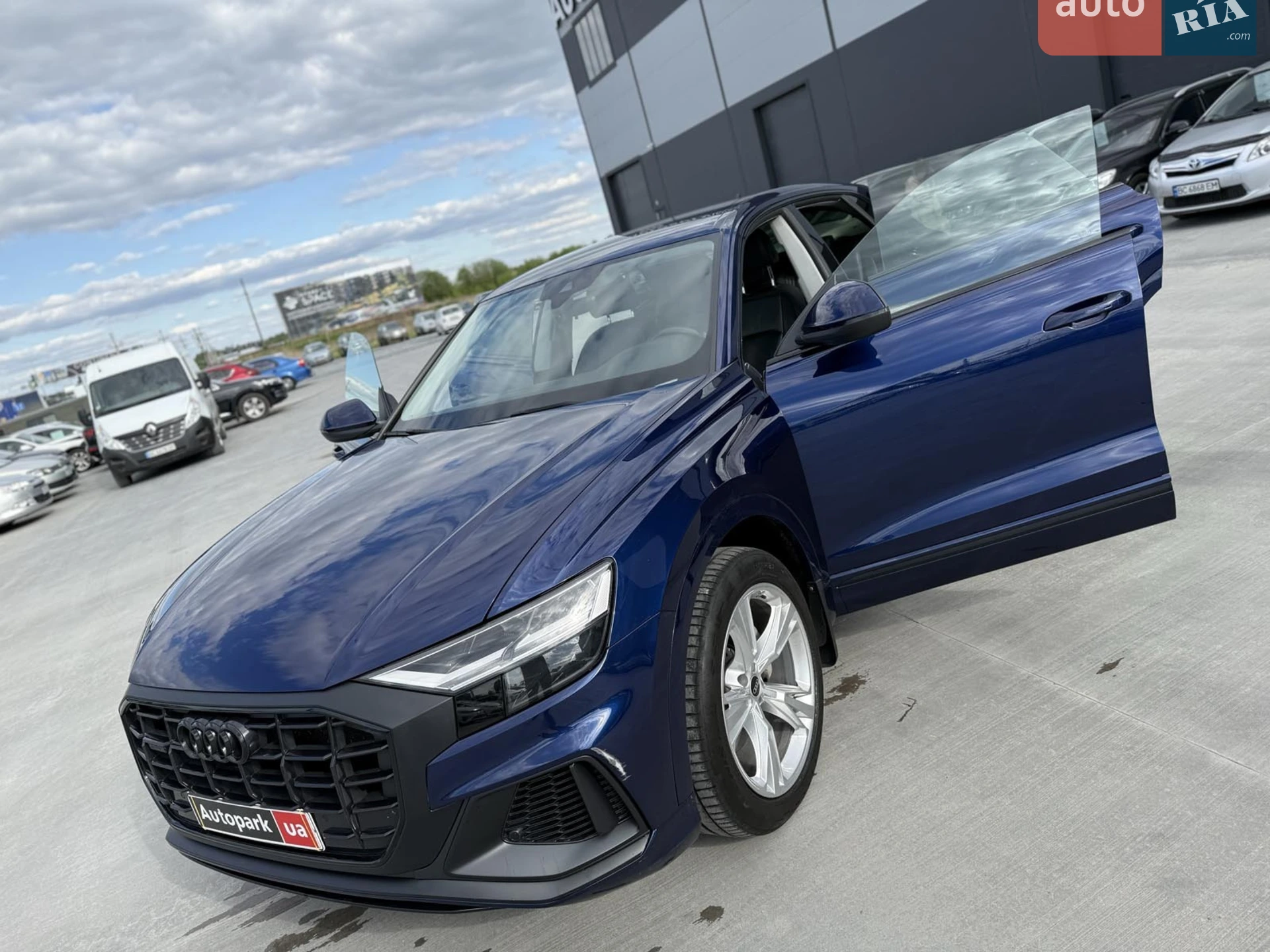 2019 Audi Q8 - мініатюра 31