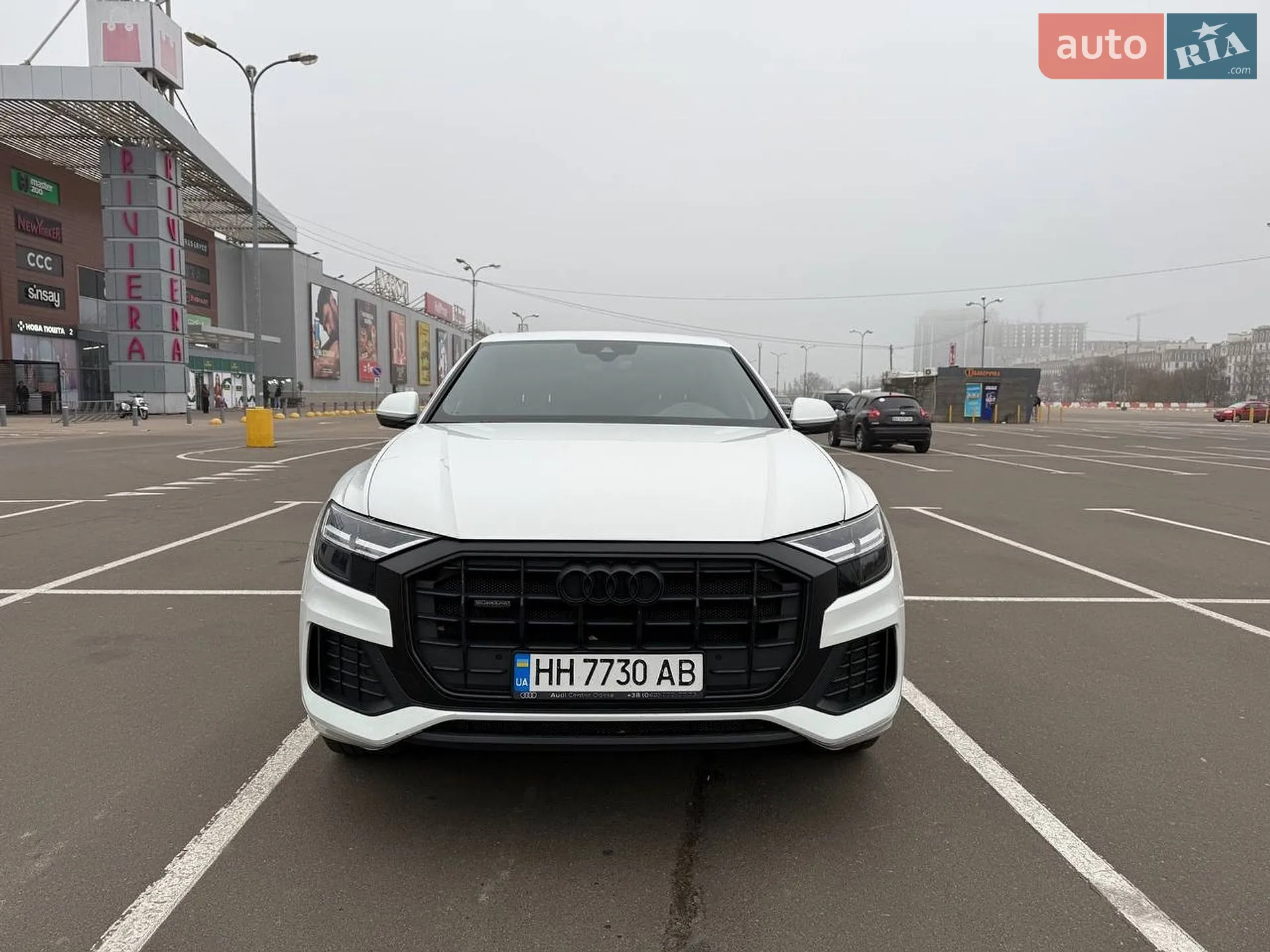 2020 Audi Q8 - фото 1