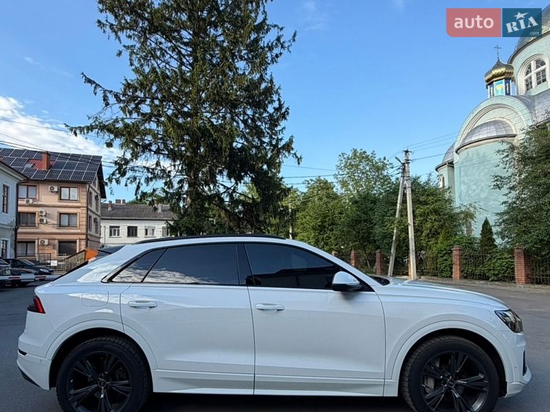 Внедорожник / Кроссовер Audi Q8 2023 в Коломые