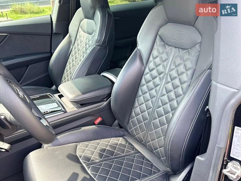 Позашляховик / Кросовер Audi Q8 2023 в Києві фото 15 Позашляховик / Кросовер Audi Q8 2023 в Києві