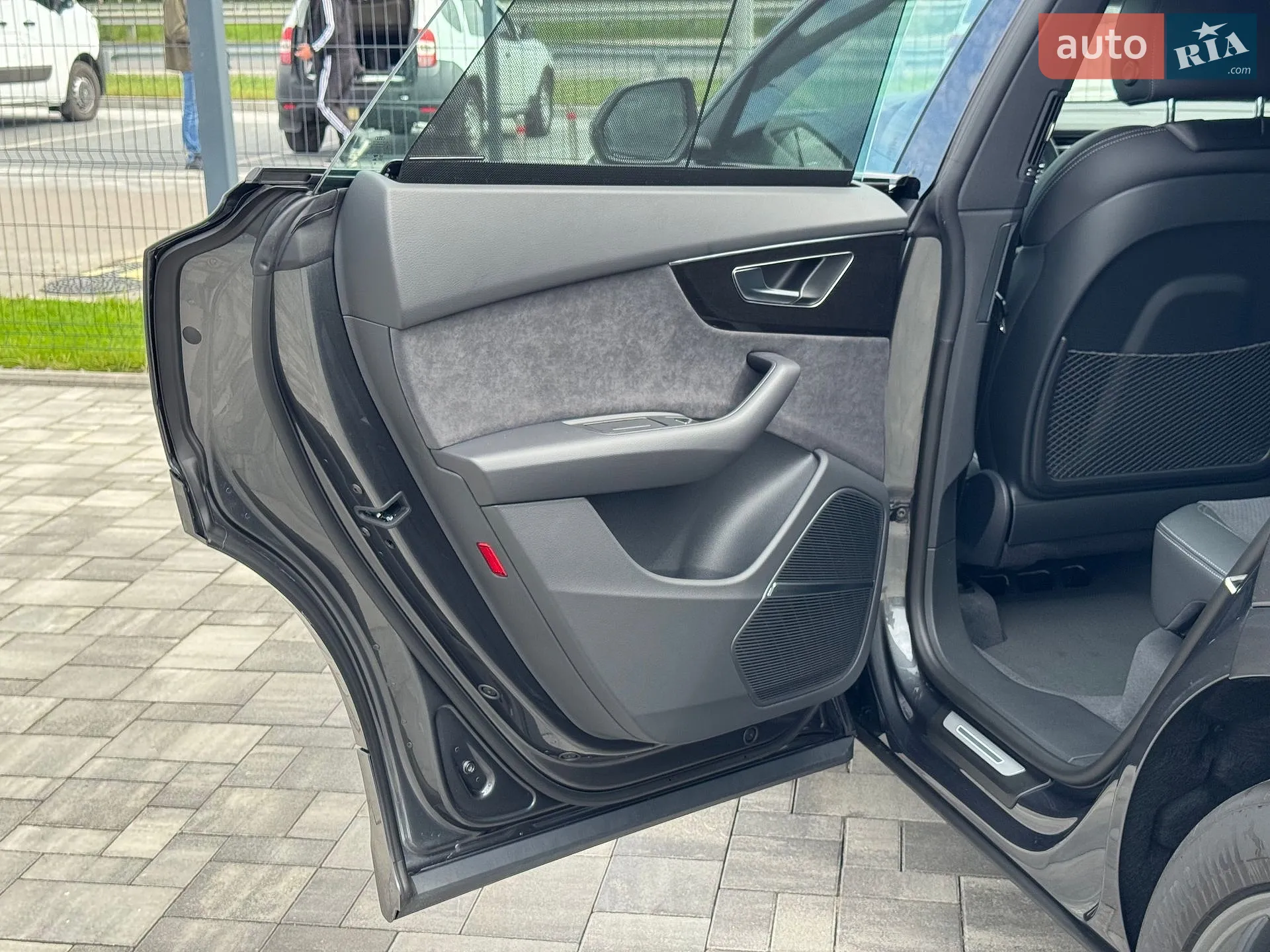 2026 Audi Q8 - мініатюра 26