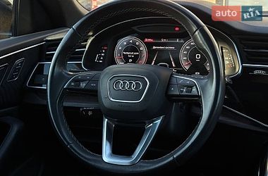 Позашляховик / Кросовер Audi Q8 2020 в Львові
