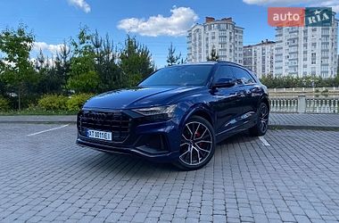 Позашляховик / Кросовер Audi Q8 2019 в Івано-Франківську