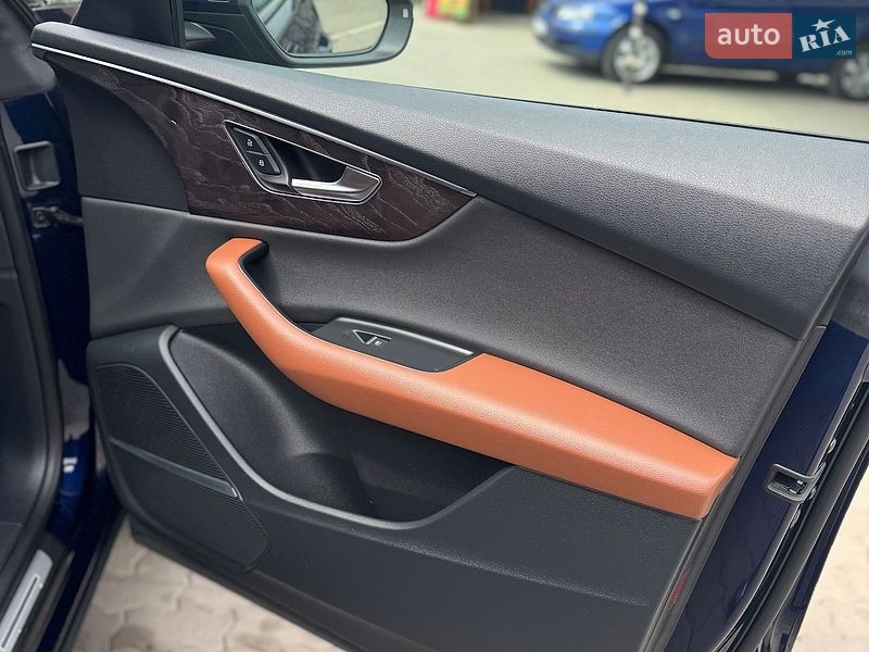 Позашляховик / Кросовер Audi Q8 2019 в Львові фото 10 Позашляховик / Кросовер Audi Q8 2019 в Львові